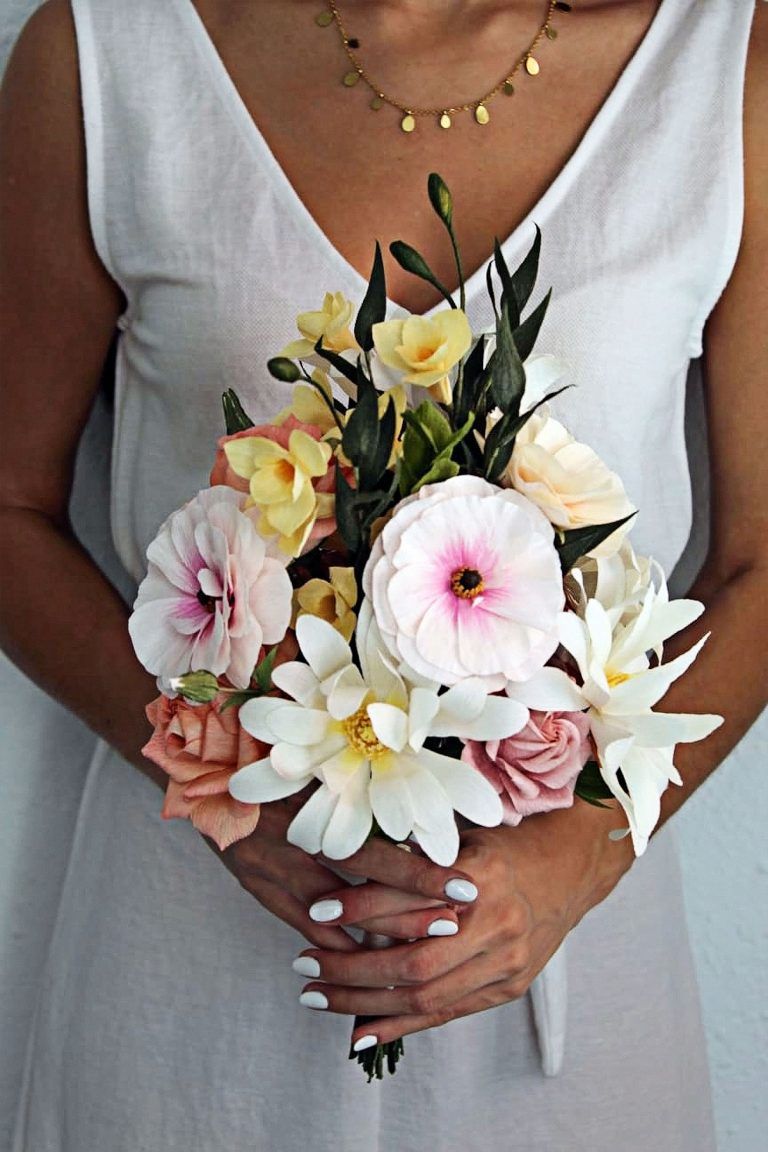 ramo de novia de flores de papel, ramo de flores de papel, flores de papel crepé, flores para siempre
