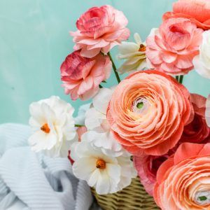 Ranúnculos de papel crepé, flores de papel crepé, ramo de ranúnculos, ranúnculos artificiales, ramo flores de papel, flores realistas papel