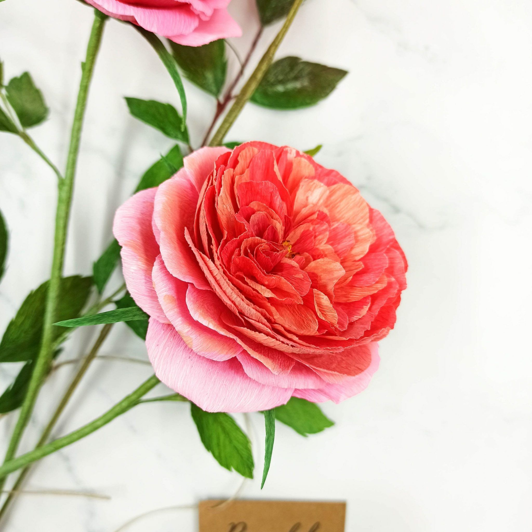 Rosas de jardín de papel, rosas hechas a mano, ramo de rosas de jardín, rosas de papel crepé, ramo realista de papel, flores de papel - Imagen 4