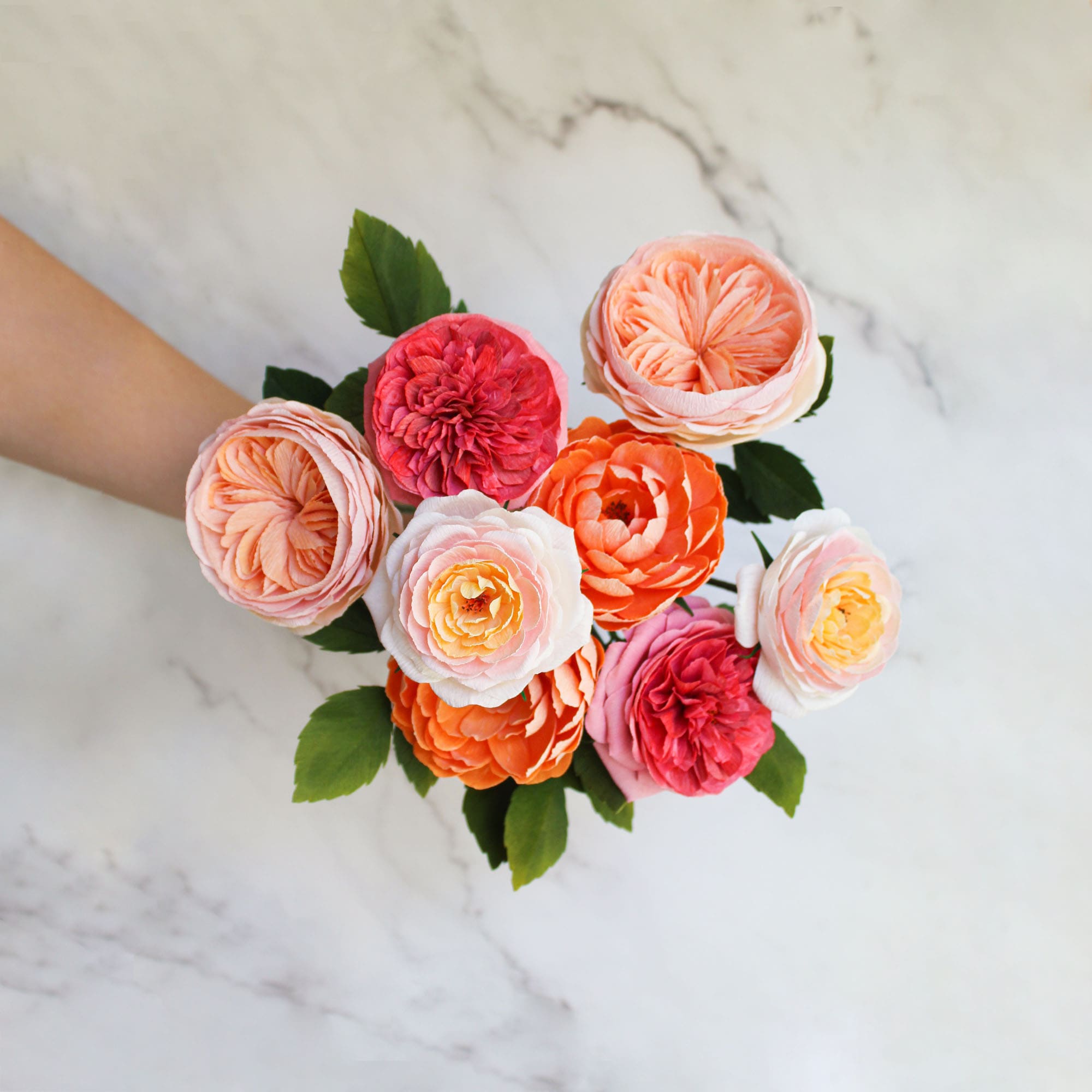Flores de papel crepé, rosas de papel crepé