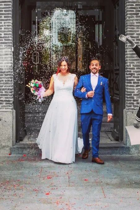 Ramo de novia personalizado hecho a mano con flores de papel crepé