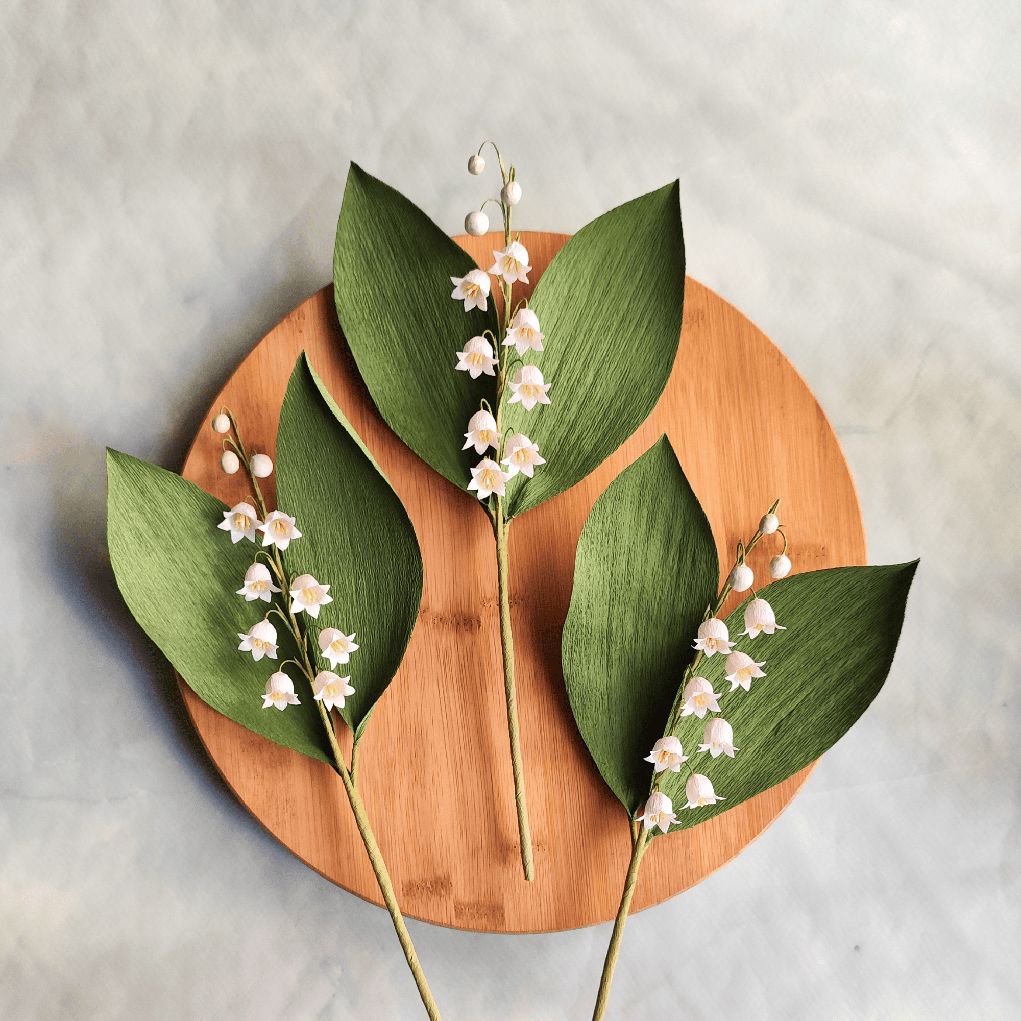 Lirio del valle de papel hecho a mano, tallo de 30 cm con flores delicadas para ramo de novia