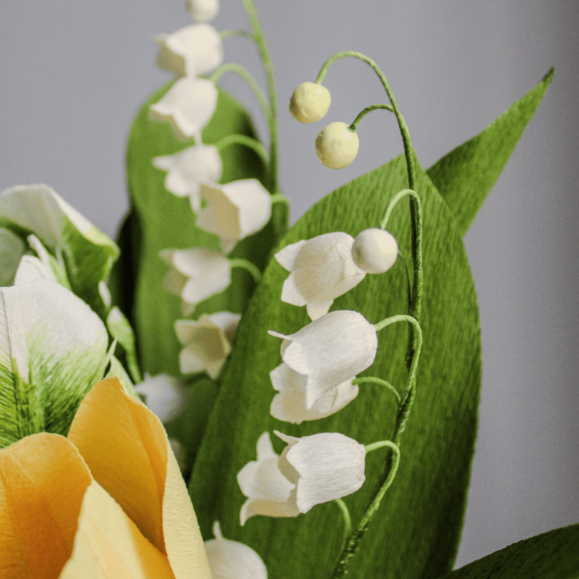 Lirio del valle de papel hecho a mano, tallo de 30 cm con flores delicadas para ramo de novia